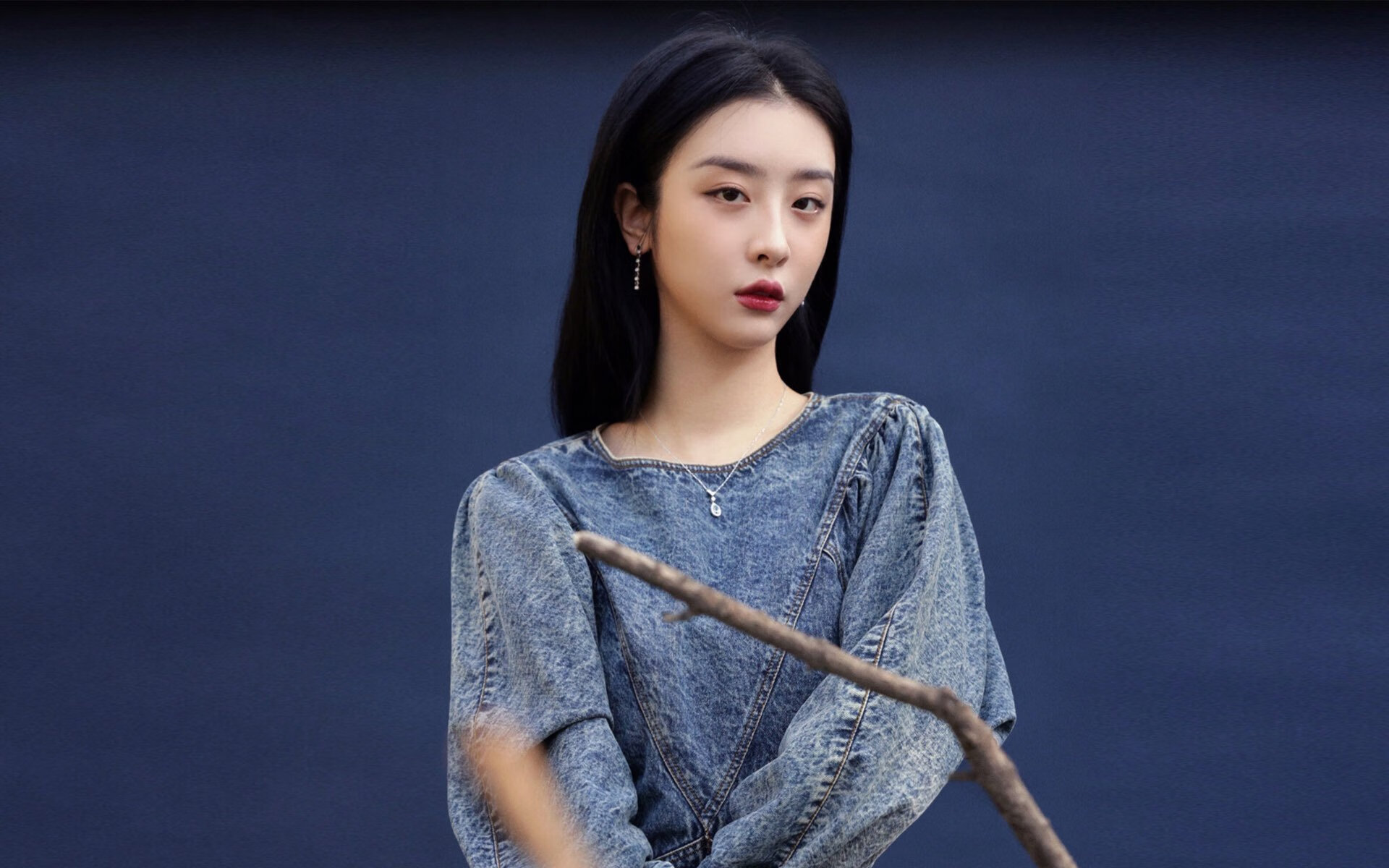 开云官方网页登录-“高新体育中心羽毛球赛：全程高能，决战之刻燃爆全场”