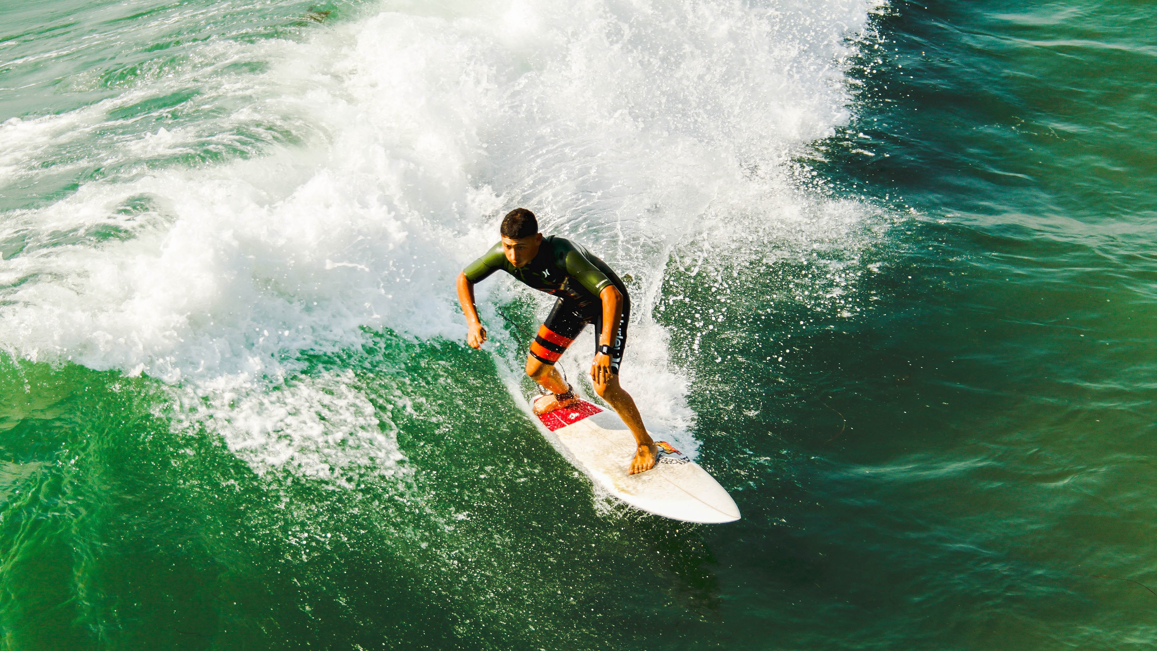 男子自由泳决赛表现抢眼，2021男子自由泳决赛