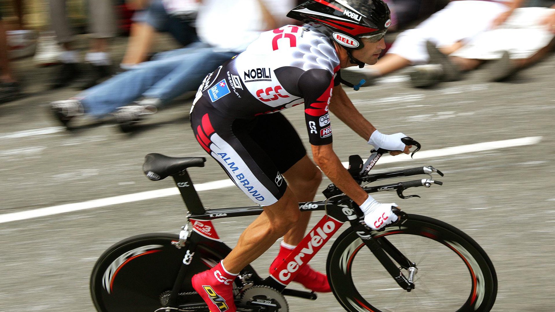 自由泳冲刺摩纳哥保持领先节奏，自由泳 冲刺